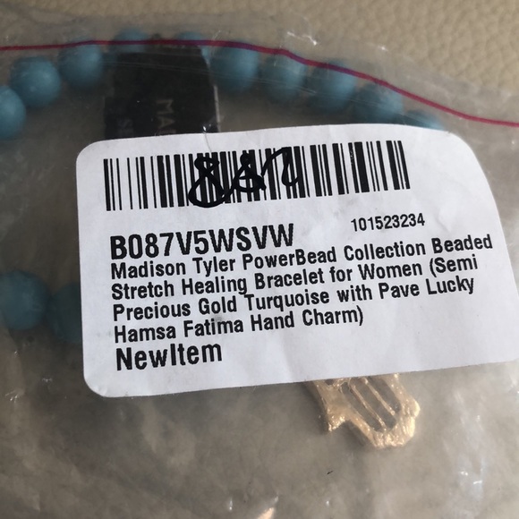 Madison Tyler cute beaded blue bracelet with gold tone charm. New with tags. - Picture 8 of 8